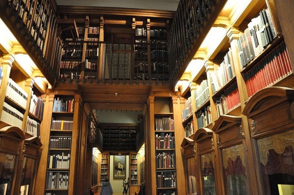 La bibliothèque-musée de l’Opéra Garnier ... à Paris !