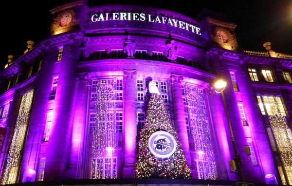 PARIS : Décorations de Noël des Galeries Lafayette !