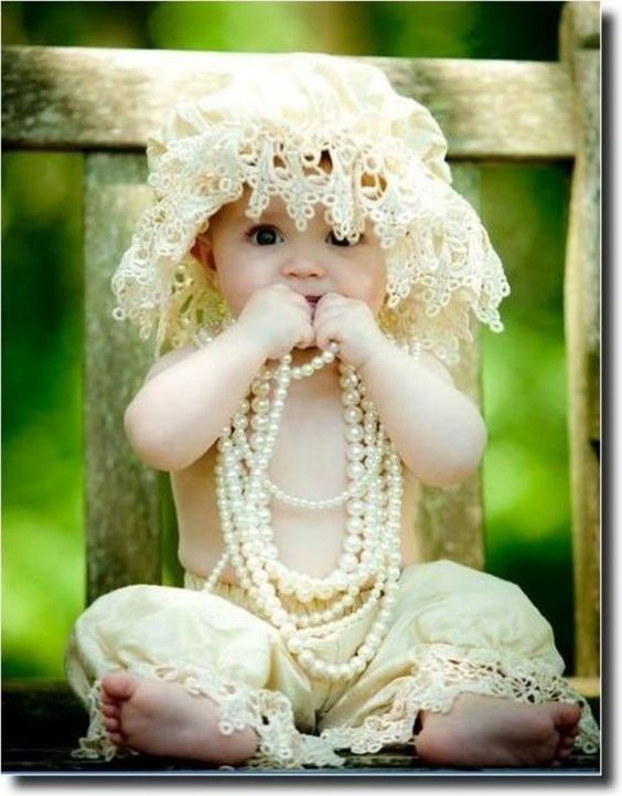 Une adorable petite princesse   ...