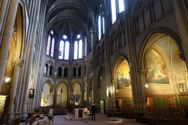 La très surprenante église Saint-Ignace   ...