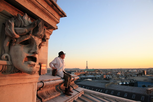 Le Miel est partout  ...   même sur les toits de Paris   !