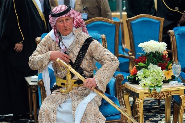 Le Prince Charles  ...  comme vous ne l'avez jamais vu !