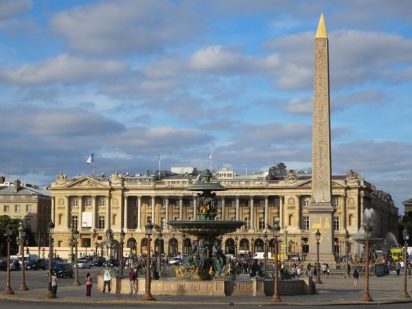 Les fêtes et les drames de la place de la Concorde  ...