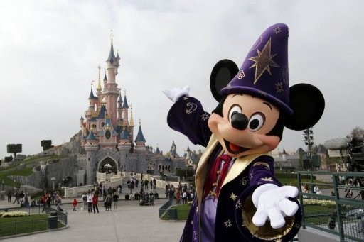 Disneyland Paris  ...  Fête ses 20 ans !
