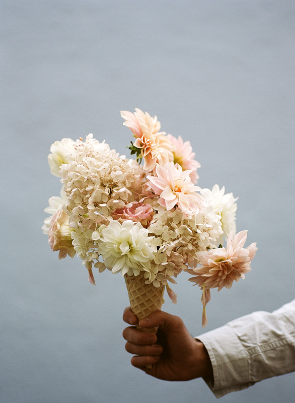Bouquets de printemps  ...  par  Parker Fitzgerald !